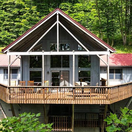 Wolf Ridge Retreat Villa Swiss Екстериор снимка