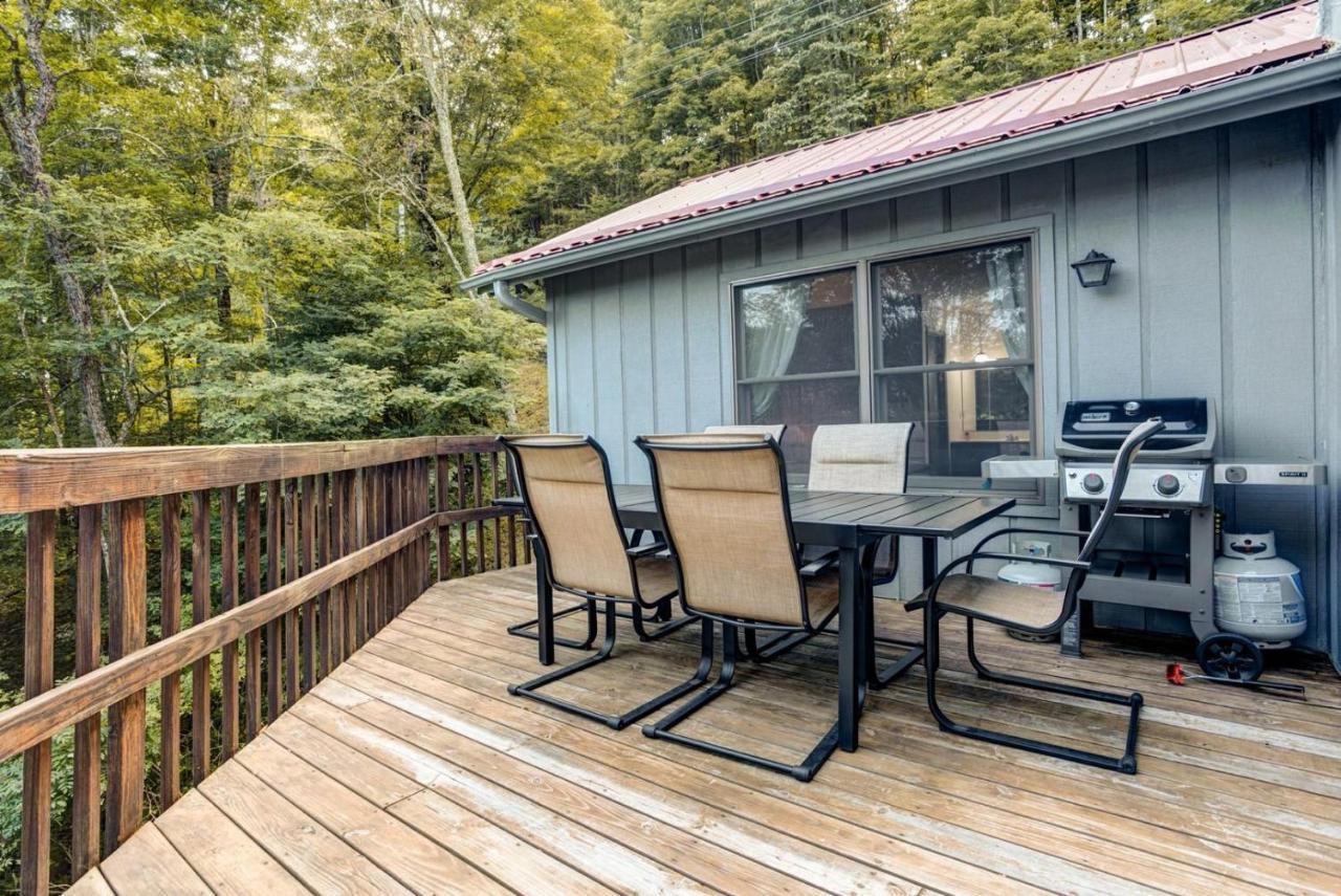 Wolf Ridge Retreat Villa Swiss Екстериор снимка