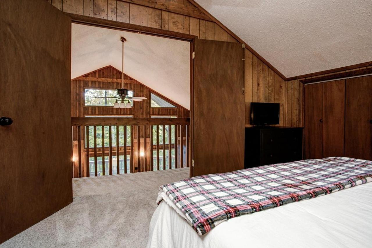 Wolf Ridge Retreat Villa Swiss Екстериор снимка