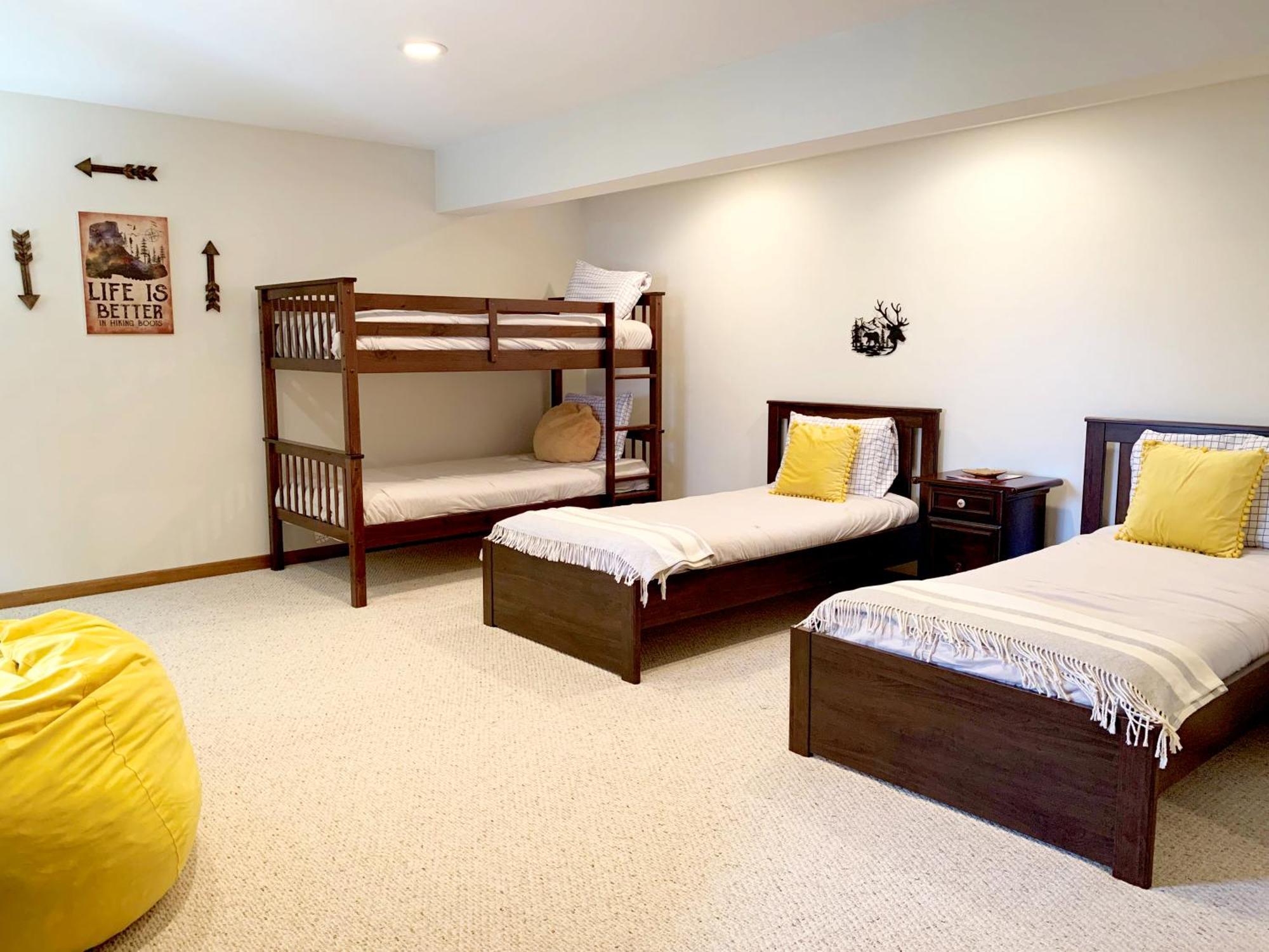 Wolf Ridge Retreat Villa Swiss Екстериор снимка