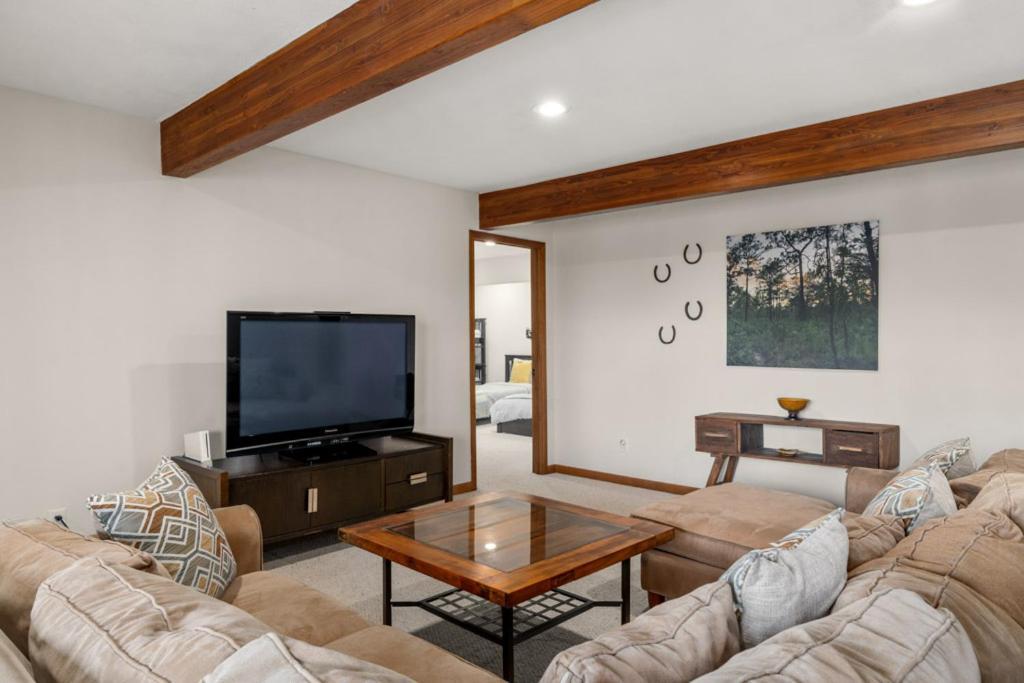 Wolf Ridge Retreat Villa Swiss Екстериор снимка