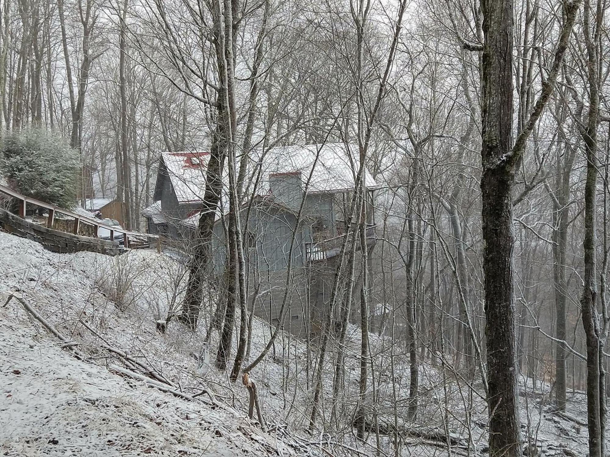 Wolf Ridge Retreat Villa Swiss Екстериор снимка